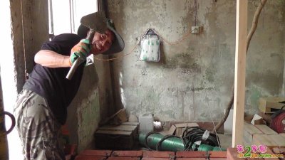 格萨尔的快乐片断（1） /娇娥草报道